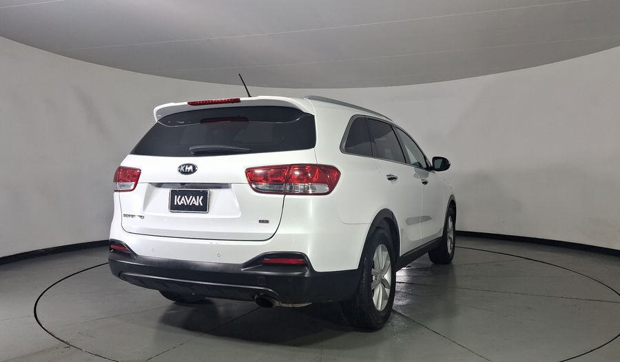 Kia Sorento 2.4 LX AT Suv 2017
