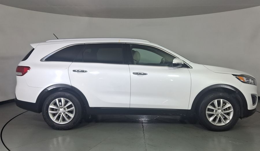 Kia Sorento 2.4 LX AT Suv 2017