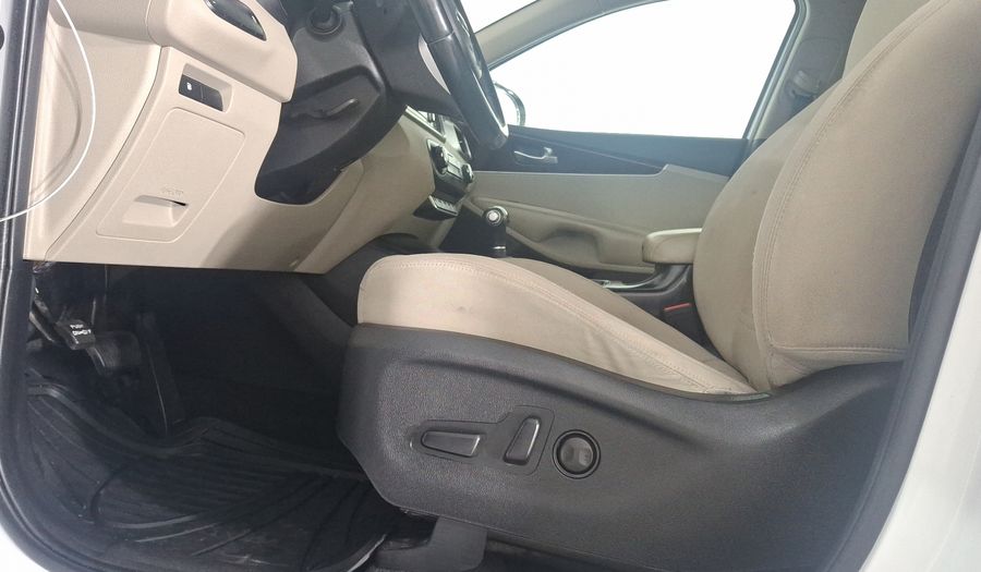 Kia Sorento 2.4 LX AT Suv 2017