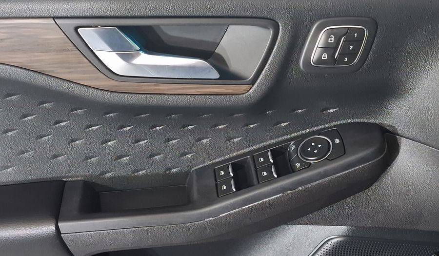 Ford Escape 2.0 ECOBOOST TITANIUM AUTO Suv 2020