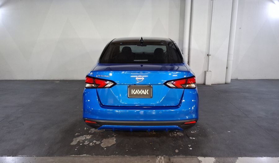Nissan Versa 1.6 EXCLUSIVE CVT Sedan 2023