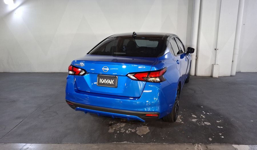 Nissan Versa 1.6 EXCLUSIVE CVT Sedan 2023