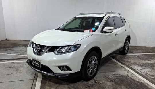 Nissan • X-Trail