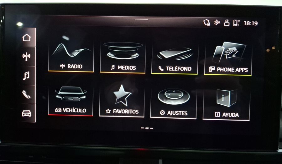 Audi A4 2.0 MHEV 40 TFSI SELECT DCT Sedan 2023