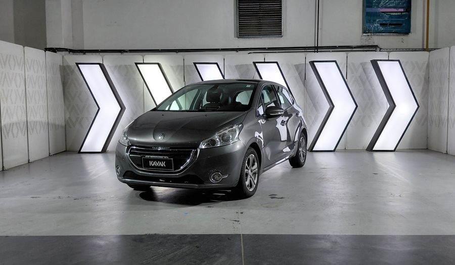 Peugeot 208 Feline