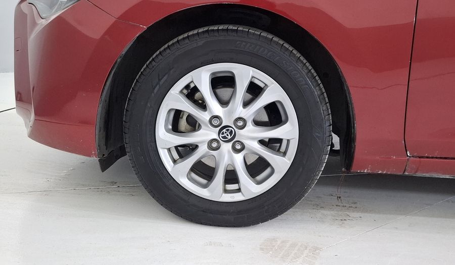 Toyota Yaris 1.5 R MID AT Sedan 2016