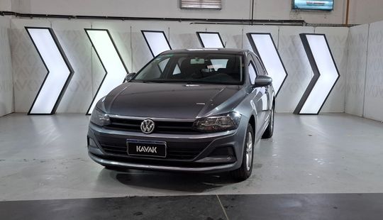 Volkswagen • Polo