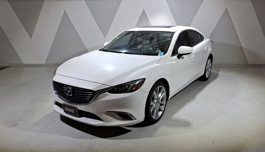 Mazda • Mazda 6