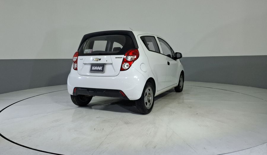 Chevrolet Spark 1.2 LT B MT Hatchback 2015