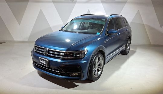 Volkswagen • Tiguan