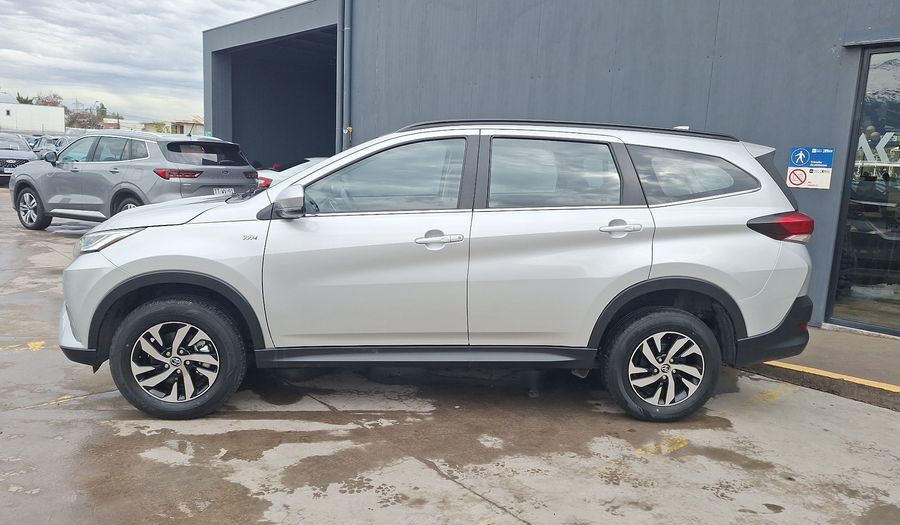 Toyota Rush 1.5 XLI Suv 2022