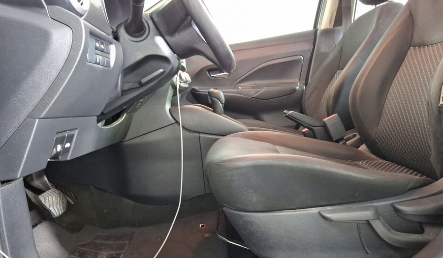 Nissan Versa 1.6 SENSE CVT Sedan 2022