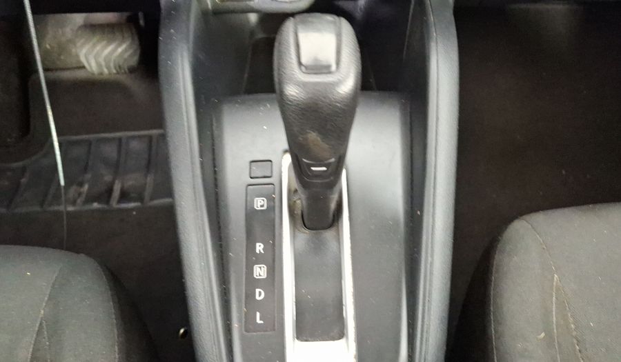 Nissan Versa 1.6 SENSE CVT Sedan 2022