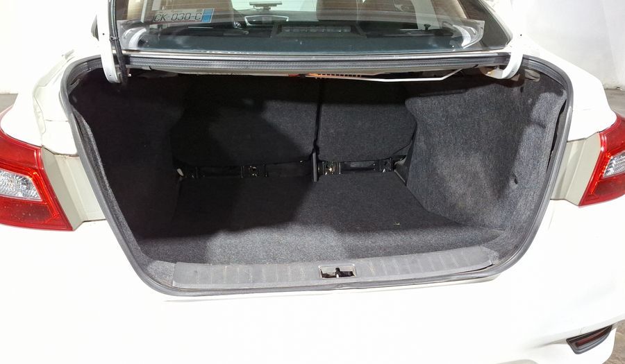 Nissan Sentra 1.8 EXCLUSIVE NAVI AUTO Sedan 2018