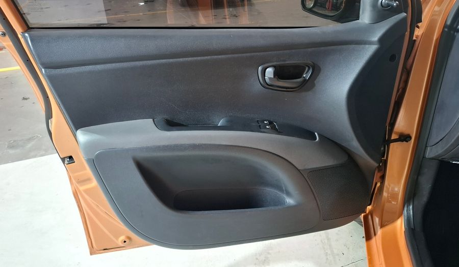Hyundai I10 1.2 GLS FULL SEGURIDAD AT Hatchback 2014