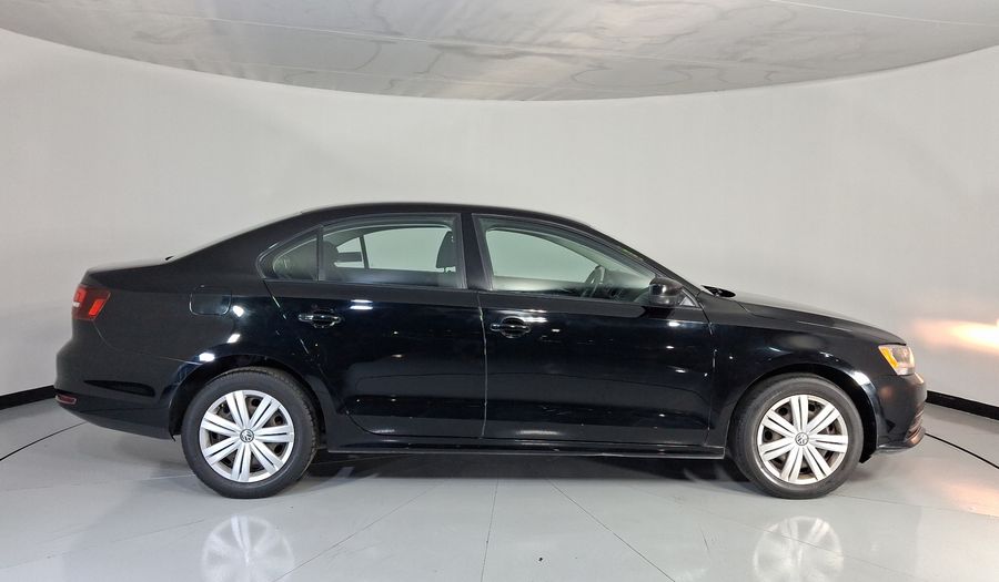 Volkswagen Jetta 2.0 MT Sedan 2016