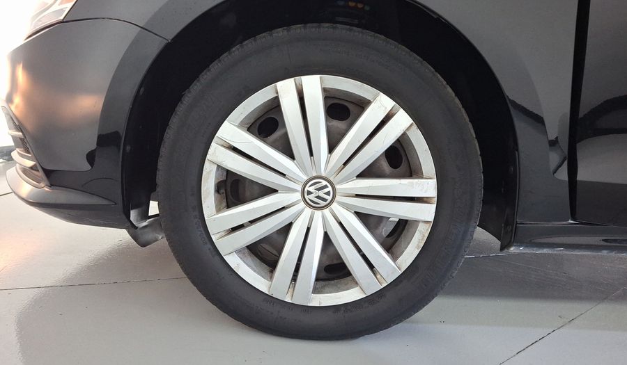 Volkswagen Jetta 2.0 MT Sedan 2016