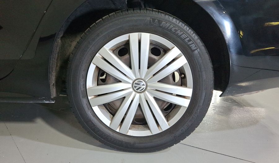 Volkswagen Jetta 2.0 MT Sedan 2016