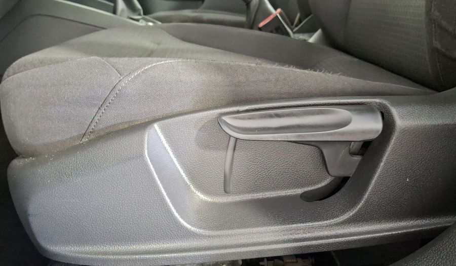 Volkswagen Jetta 2.0 MT Sedan 2016