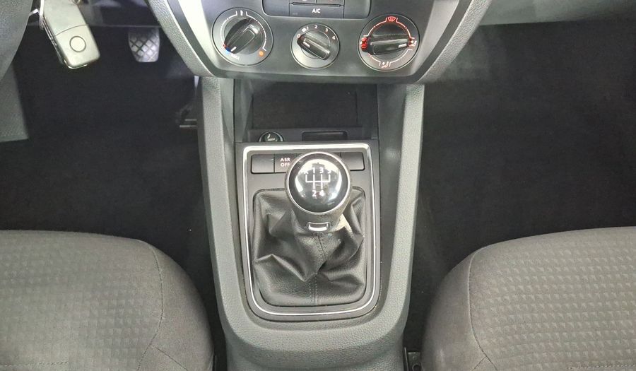 Volkswagen Jetta 2.0 MT Sedan 2016