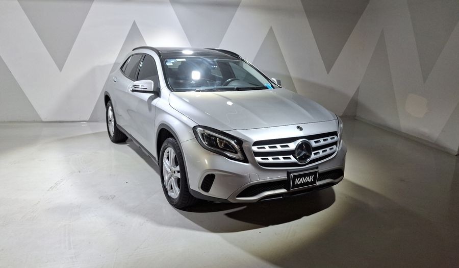 Mercedes Benz Clase Gla 1.6 GLA 200 DCT Suv 2018