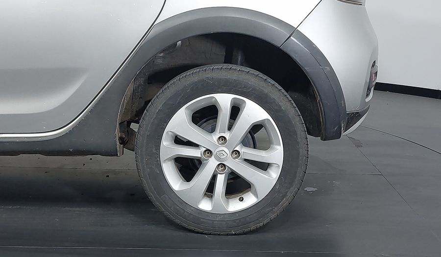 Renault Sandero 1.6 STEPWAY DYNAMIQUE Hatchback 2018