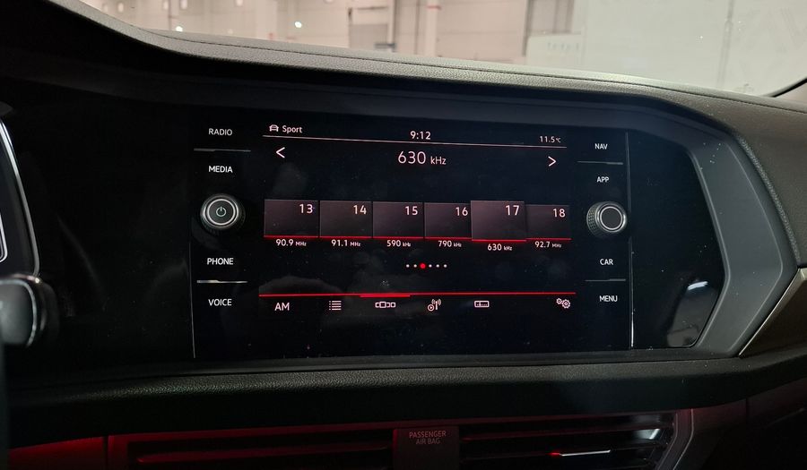 Volkswagen Vento 1.4 TSI HIGHLINE 250 AUTO Sedan 2021