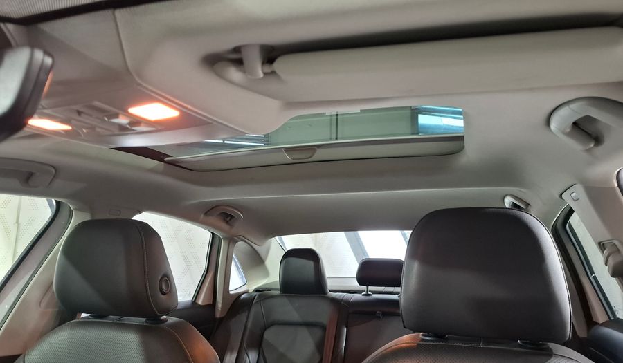 Volkswagen Vento 1.4 TSI HIGHLINE 250 AUTO Sedan 2021
