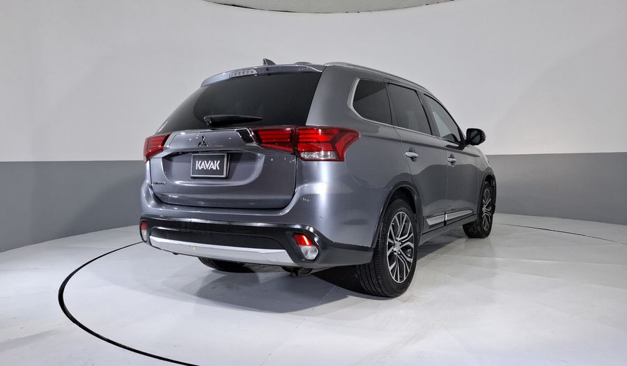 Mitsubishi Outlander 2.4 LIMITED Suv 2017