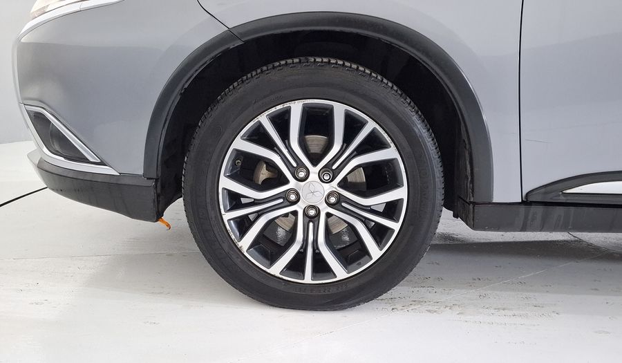Mitsubishi Outlander 2.4 LIMITED Suv 2017