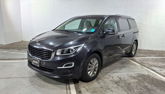 Kia • Sedona