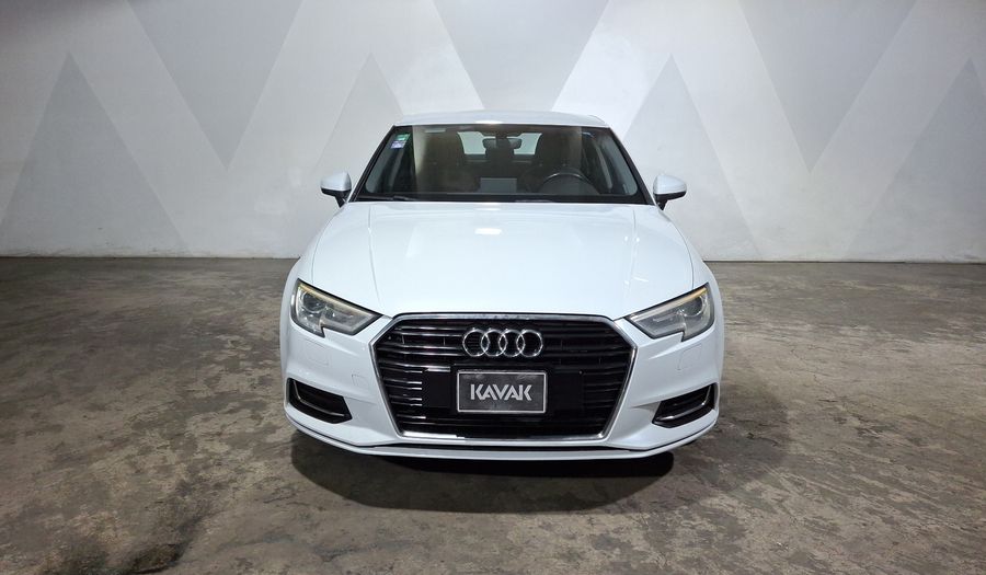 Audi A3 1.4 TFSI SELECT Sedan 2017
