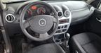 Renault Sandero 1.6 16V Hatchback 2010