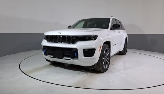 Jeep • Grand Cherokee
