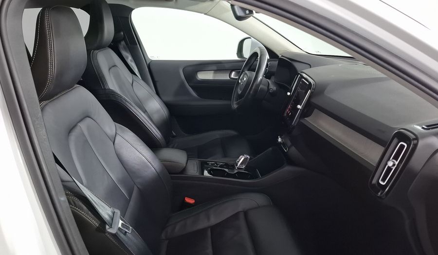 Volvo Xc40 2.0 B4 MHEV ULTIMATE AUTO Suv 2024