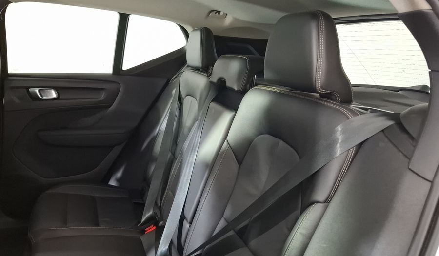 Volvo Xc40 2.0 B4 MHEV ULTIMATE AUTO Suv 2024