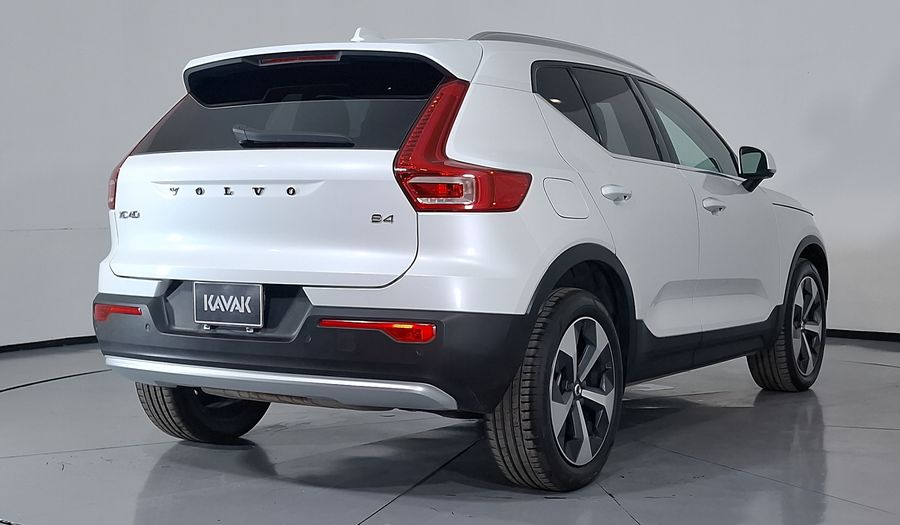 Volvo Xc40 2.0 B4 MHEV ULTIMATE AUTO Suv 2024