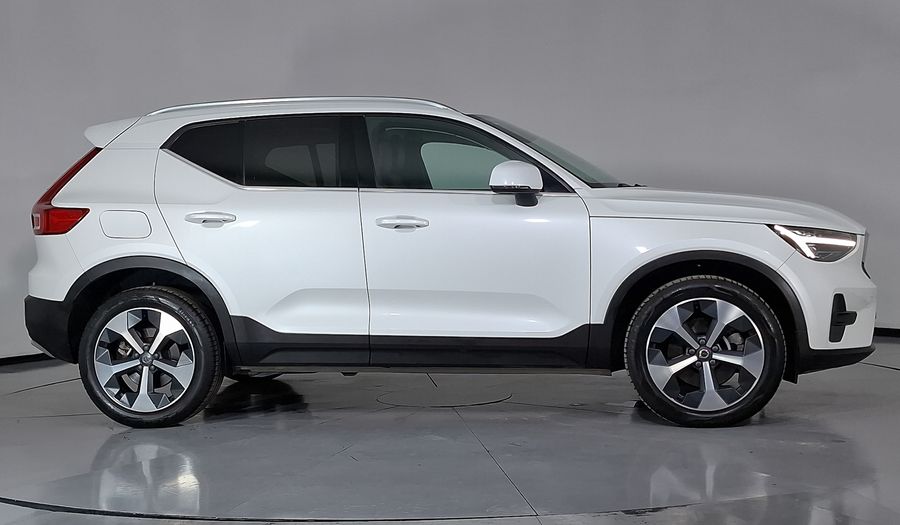 Volvo Xc40 2.0 B4 MHEV ULTIMATE AUTO Suv 2024