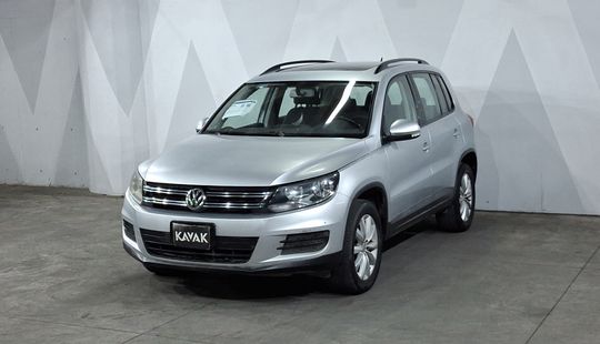 Volkswagen • Tiguan