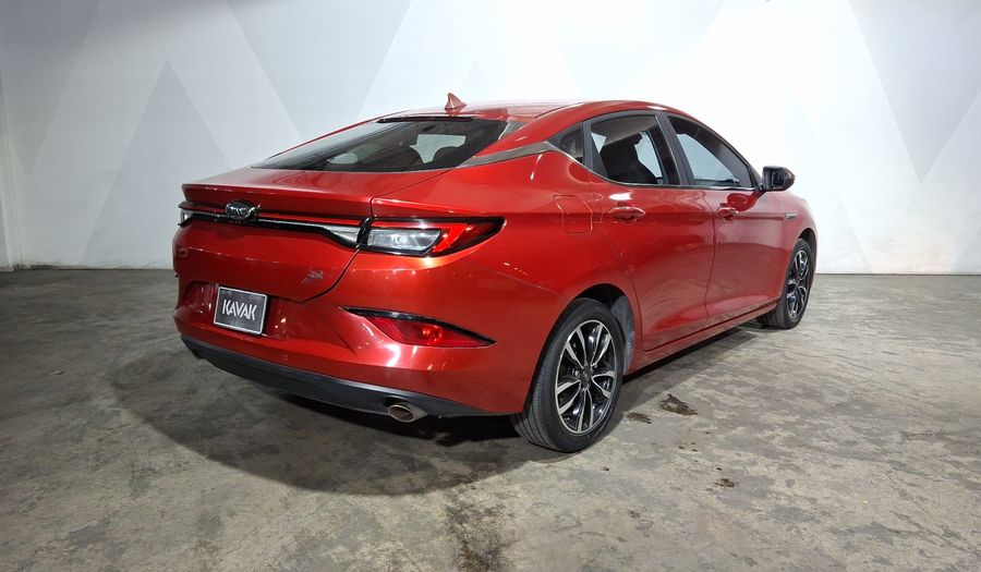 Jac J7 1.5 ADVANCED MT Hatchback 2023