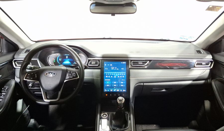 Jac J7 1.5 ADVANCED MT Hatchback 2023