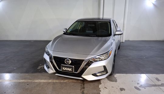 Nissan • Sentra