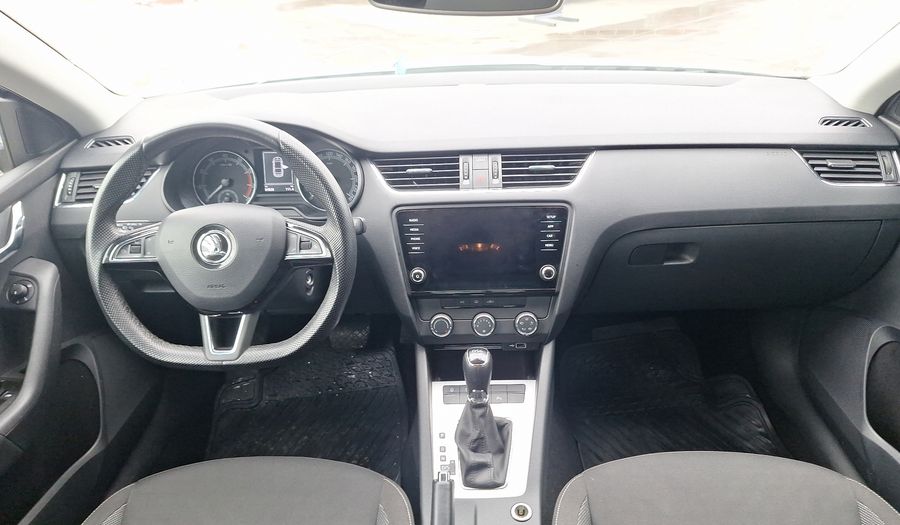 Skoda Octavia 1.4 TSI AMBIENTE DSG Sedan 2018