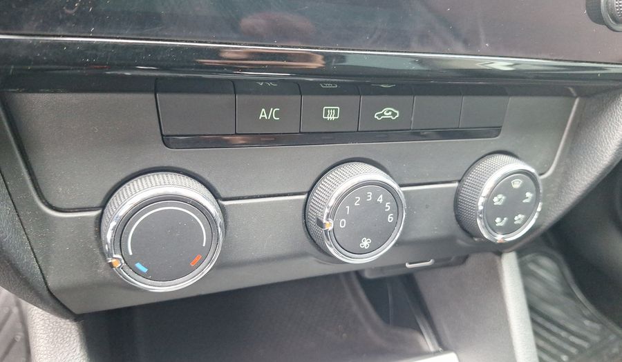 Skoda Octavia 1.4 TSI AMBIENTE DSG Sedan 2018