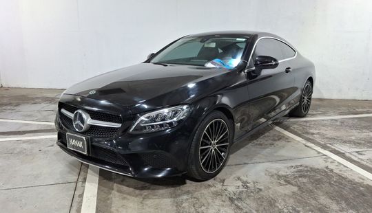 Mercedes Benz • Clase C