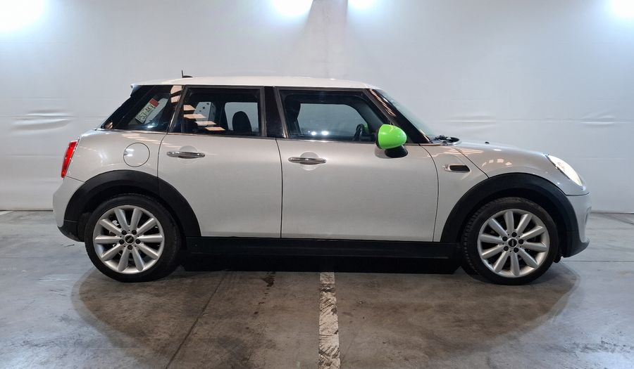 Mini Cooper 1.5 COOPER CHILI AT Hatchback 2017