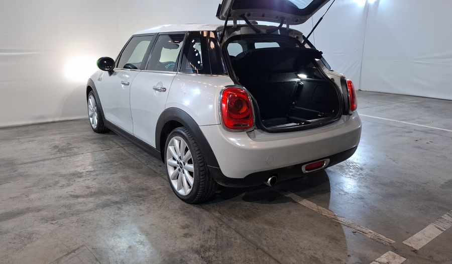 Mini Cooper 1.5 COOPER CHILI AT Hatchback 2017