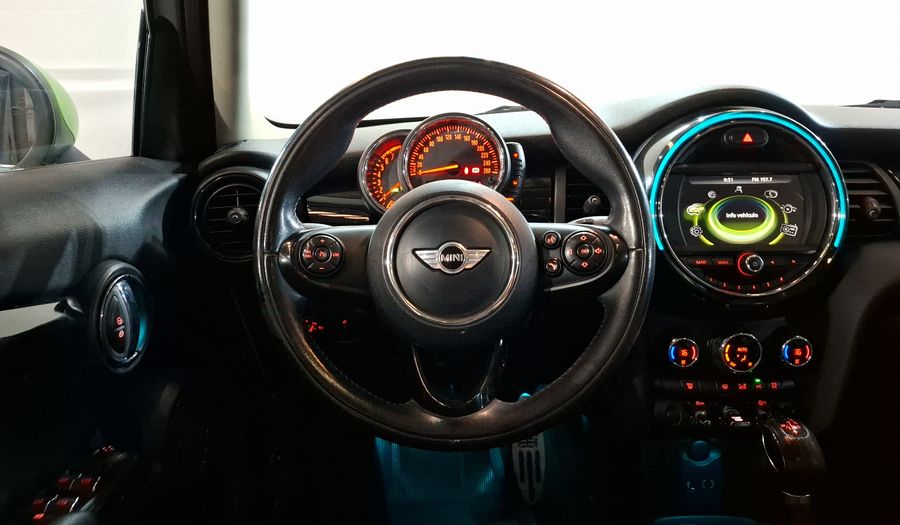 Mini Cooper 1.5 COOPER CHILI AT Hatchback 2017