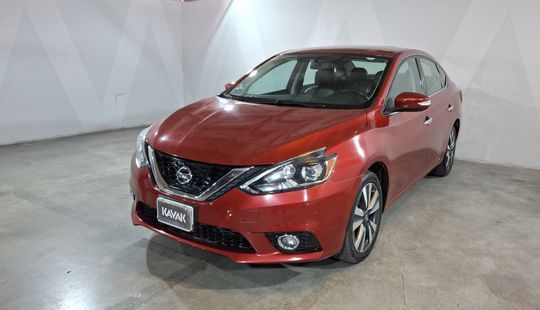 Nissan • Sentra