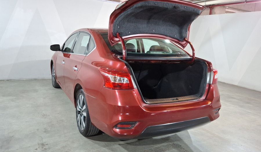 Nissan Sentra 1.8 EXCLUSIVE AUTO Sedan 2019